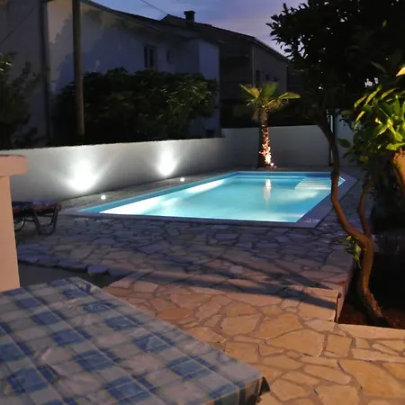 Apartments Priko Stari Grad  Chambre photo