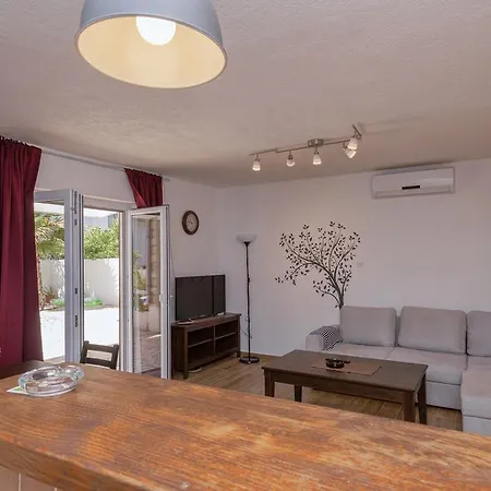 Apartments Priko Stari Grad  Extérieur photo