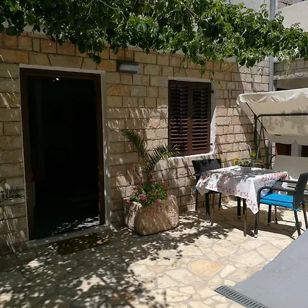 Apartments Priko Stari Grad  Extérieur photo